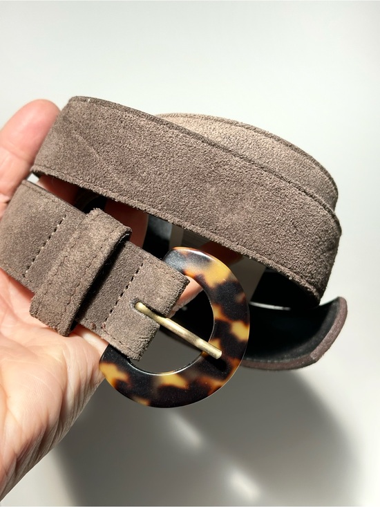 Vintage Accessories - Vintage Suede Tortoiseshell Buckle Belt in Brown